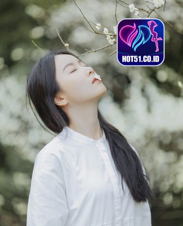 Emma Watson HOT51.CO.ID