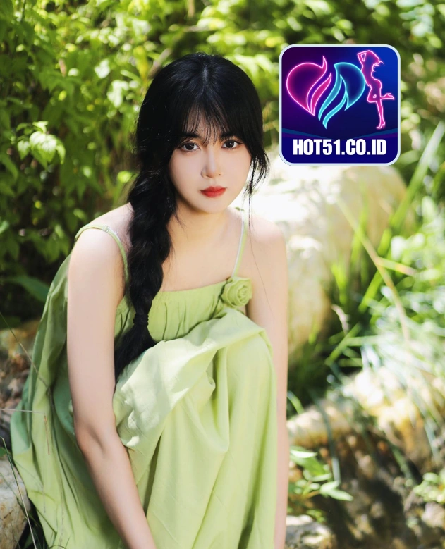 Eric Mitchell-Hot51.CO.ID