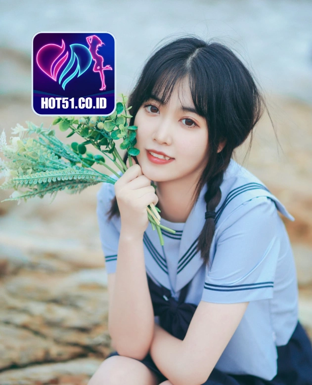 Erica Bennett-Hot51.CO.ID