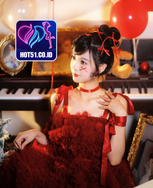 Everett Hughes-Hot51.CO.ID