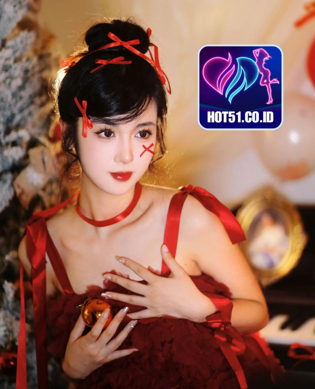 Everett Hughes-Hot51.CO.ID