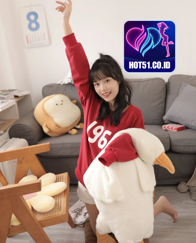 Frances Reed-Hot51.CO.ID