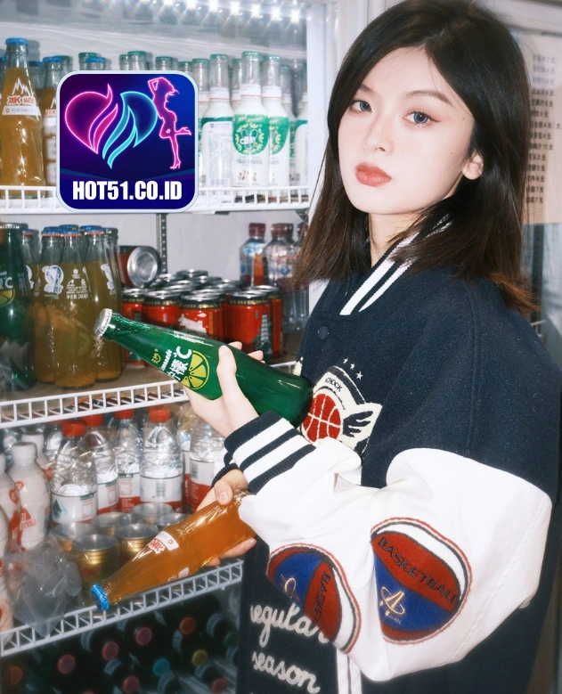 Grace Thompson-HOT51.CO.ID