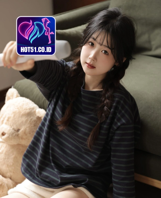 Isabella Carter HOT51.CO.ID