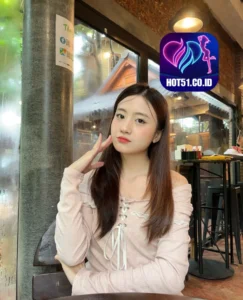 Julia Evans HOTL51.CO.ID