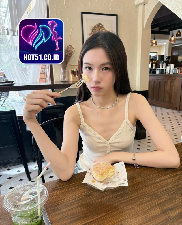 Ruby Simmons-Hot51.CO.ID