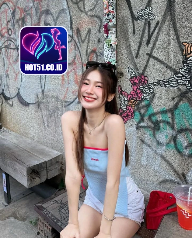 Ryan Bell-Hot51.CO.ID