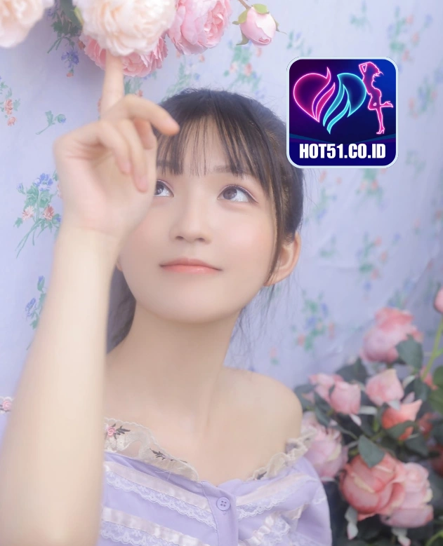 Zoe Cunningham HOT51.CO.ID