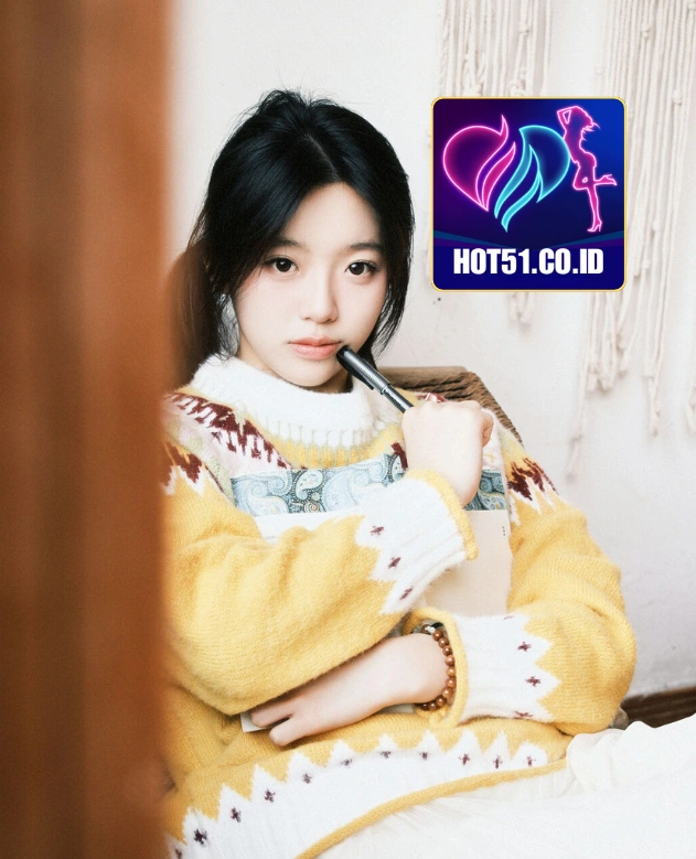 Emery Hayes-Hot51.Co.Id