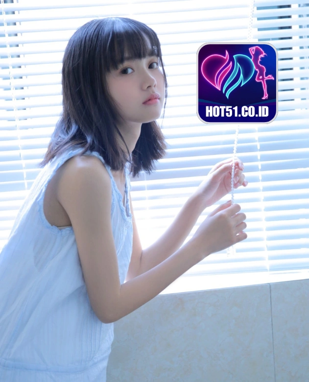 Karen Rodriguez-HOT51.CO.ID