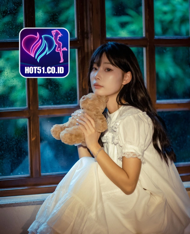 Lola Foster-HOT51.CO.ID