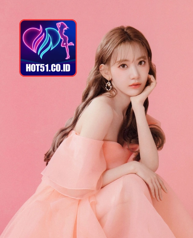 Naomi Brooks-HOT51.CO.ID