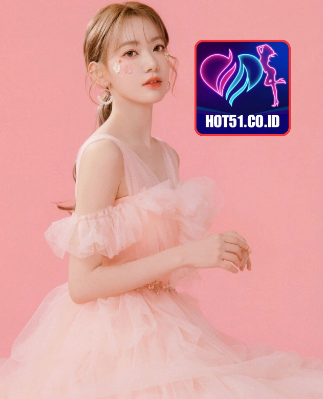 Naomi Brooks-HOT51.CO.ID