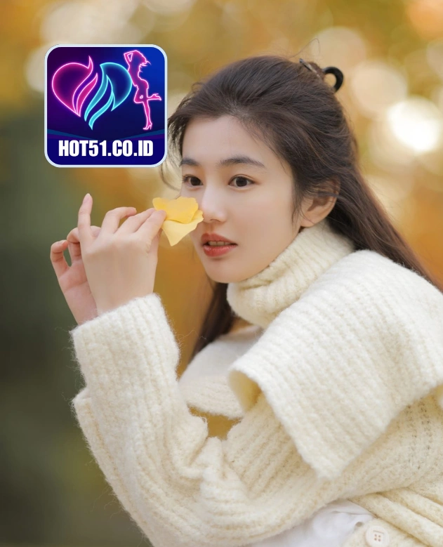 Natalie Green-HOT51.CO.ID