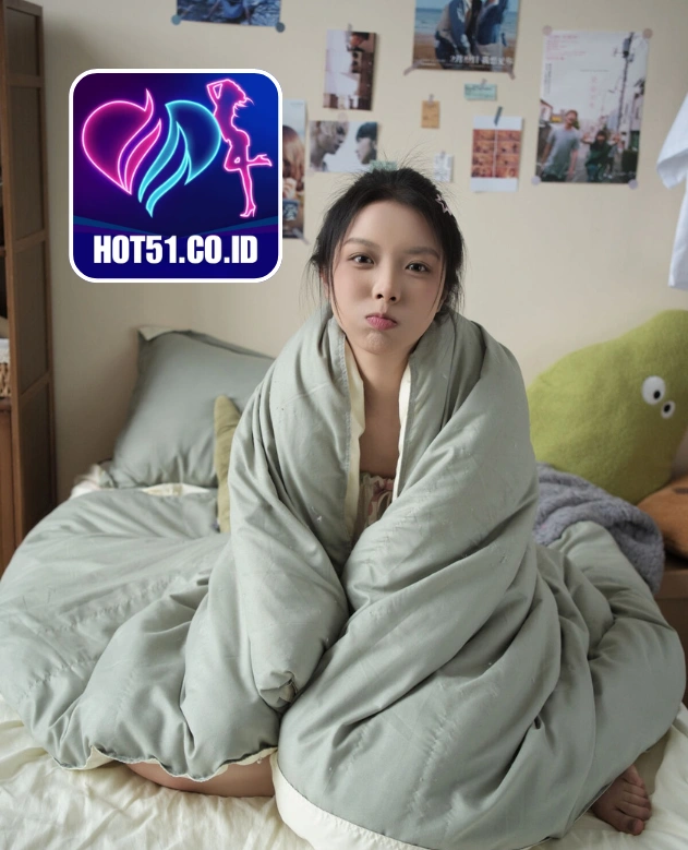 Paige Lewis-Hot51.Co.Id