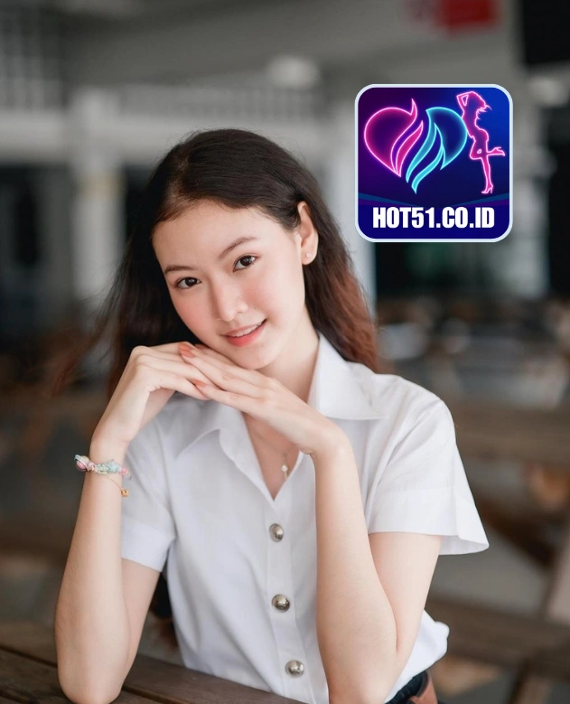 Paige Rivera-HOT51.CO.ID