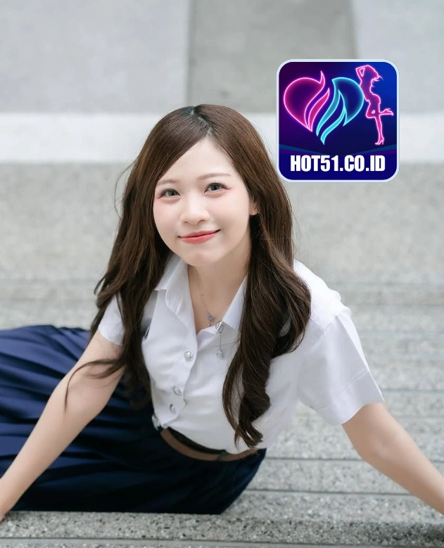 Zachary Phillips-HOT51.CO.ID