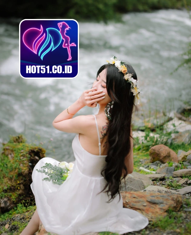 Beatrice Rose Harper-HOT51.CO.ID