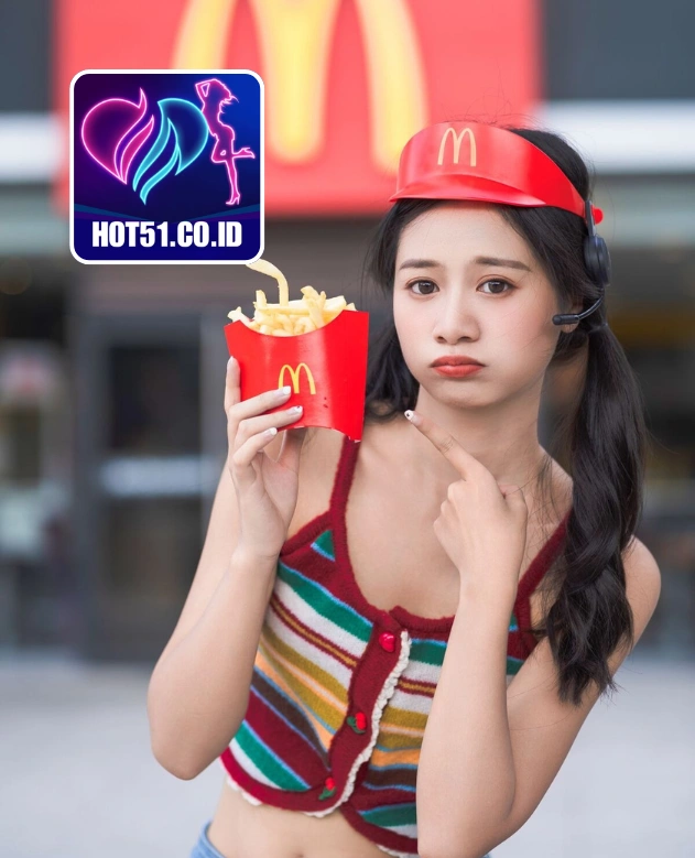 Marcus Martin-HOT51.CO.ID