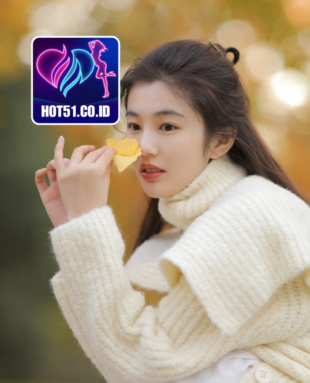 Olivia Watson-HOT51.CO.ID