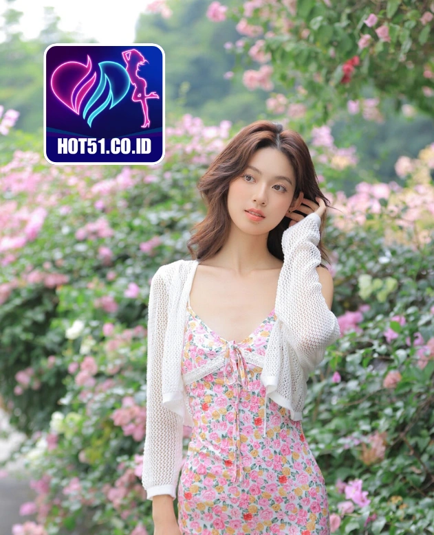 Tristan Adams-HOT51.CO.ID