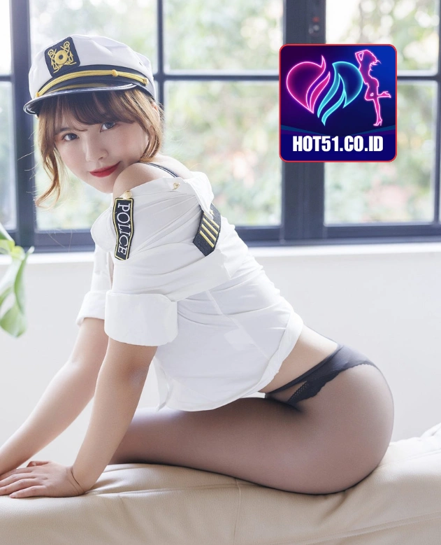 Queenie Bryant-HOT51.CO.ID