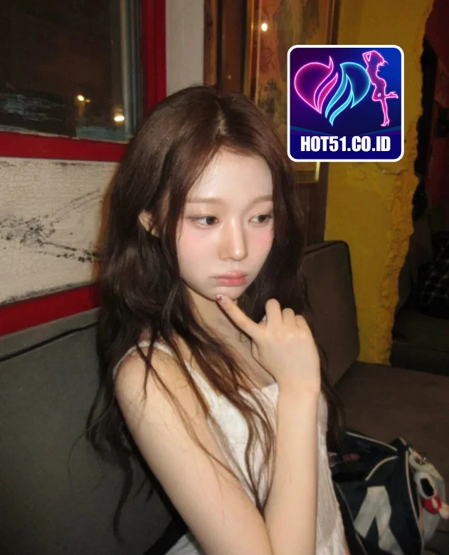 Finley Quinn-HOT51.CO.ID