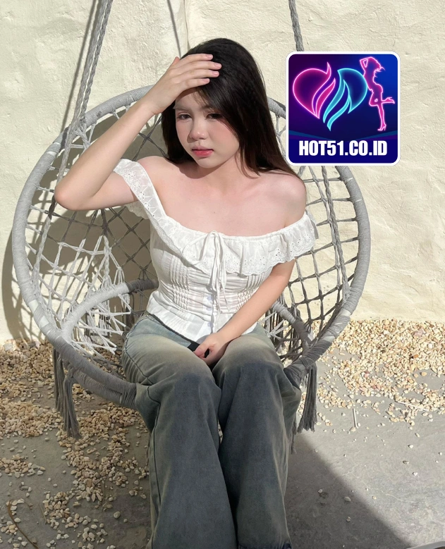 Nicole Brooks-HOT51.CO.ID