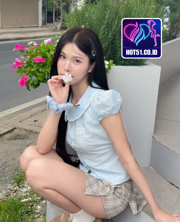 Violet Reed-HOT51.CO.ID