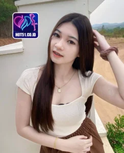 Julian Young-Hot51.CO.ID