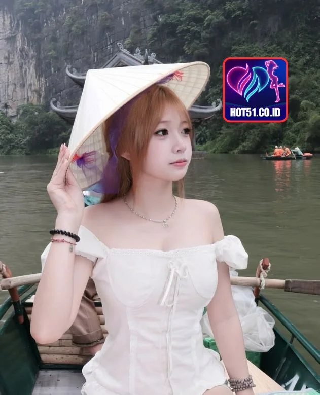 Ratna-HOT51.CO.ID