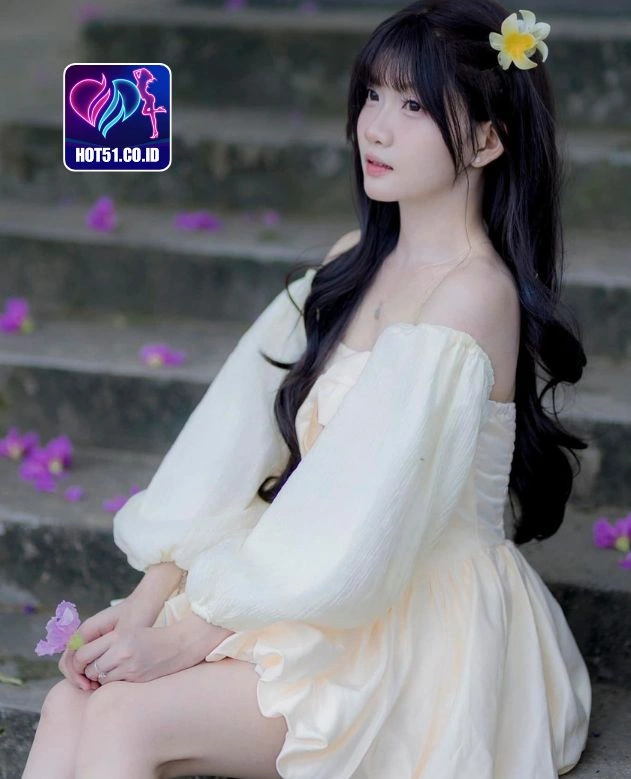 Sarah Anderson-HOT51.CO.ID