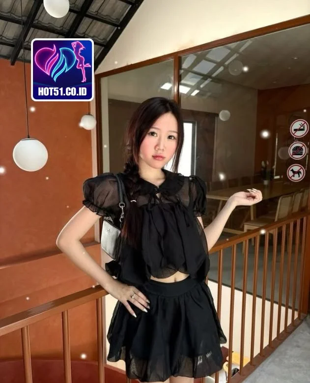 Caroline-HOT51.CO.ID