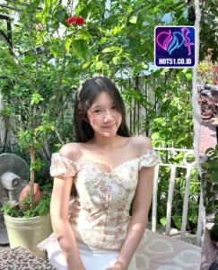 Elizabeth-HOT51.CO.ID