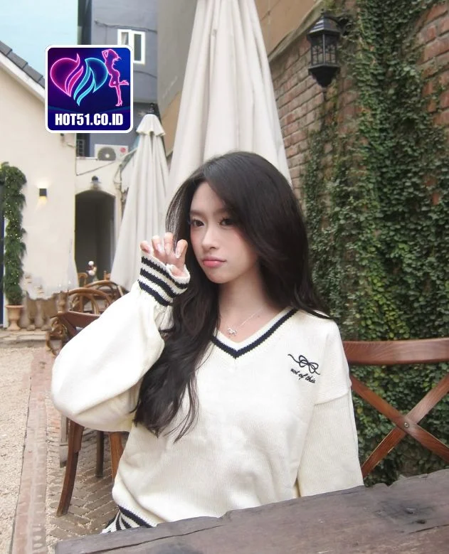 Elizabeth-HOT51.CO.ID