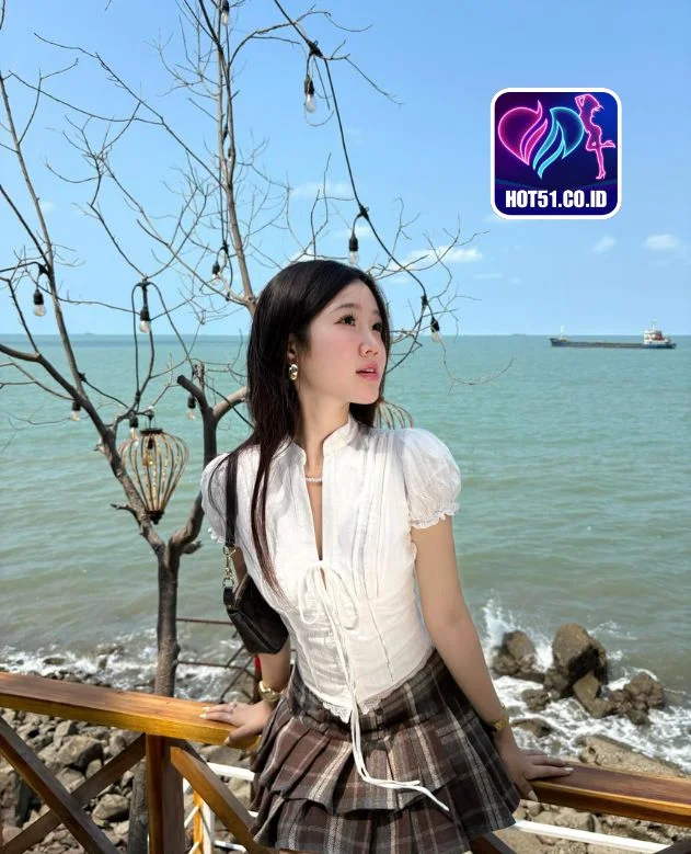 Nadia-hot51.co.id