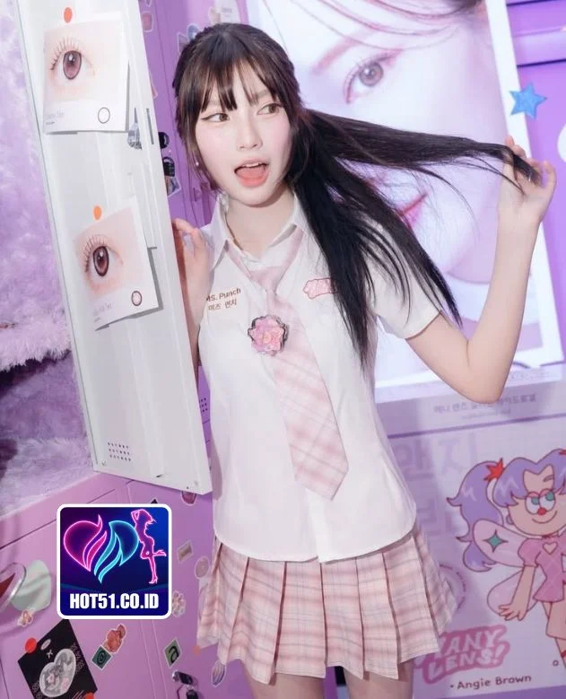 Olivia-HOT51.CO.ID