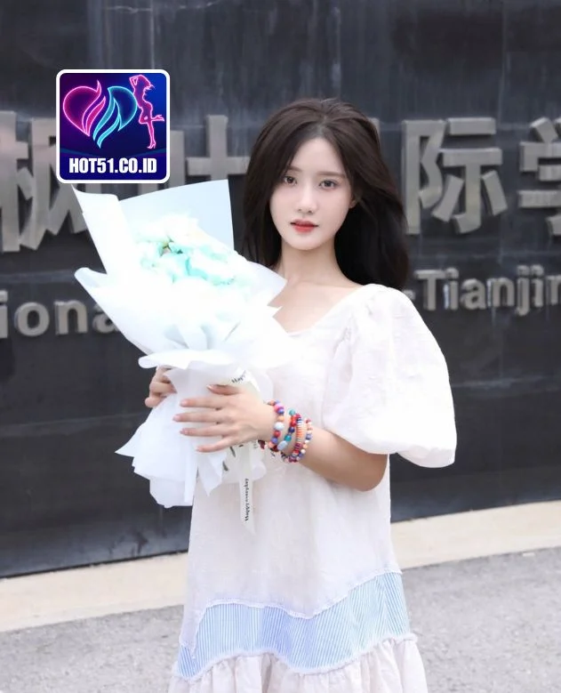 Sarah-HOT51.CO.ID